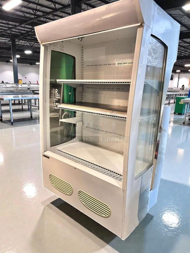 Beverage-Air MB13US open air merchandiser in outstanding condition. Features shelves, 115V, fully tested and working.