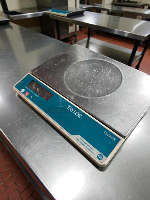 Taylor TE22OS digital countertop portion control scale in very good condition, fully tested and working, NSF certified.