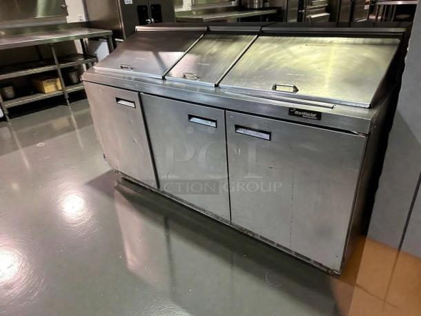 Delfield TSSU-36-08 refrigerated prep table, very good condition, 115V, commercial use, fully tested and working.