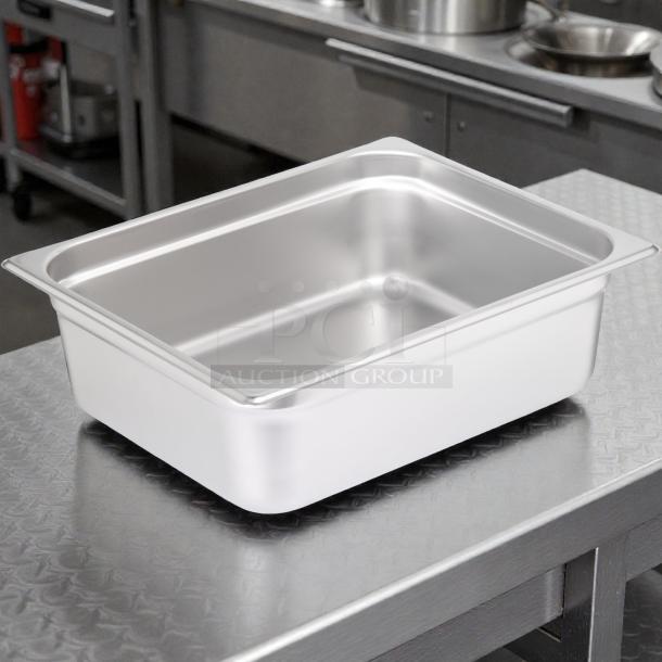 Carlisle DuraPan™ 1/2 Size Steam Table Pan, Stainless Steel, 4" Deep, Model 607124, great condition.