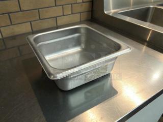Carlisle 607162 DuraPan, 1/6 size, 2.5" deep, anti-jam stainless steel steam table pan, outstanding condition.