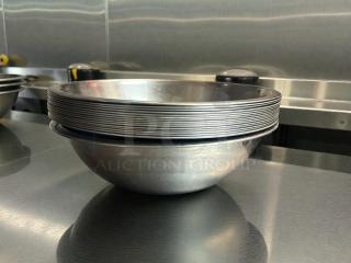 American Metalcraft SSB500 11.5" stainless steel mixing bowl, 5 qt capacity, excellent condition.