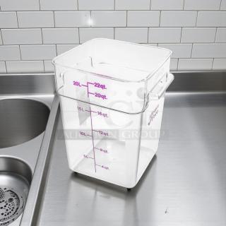 Cambro 22SFSCW441 22 qt square food storage container, clear polycarbonate, allergen-free markings, excellent condition.