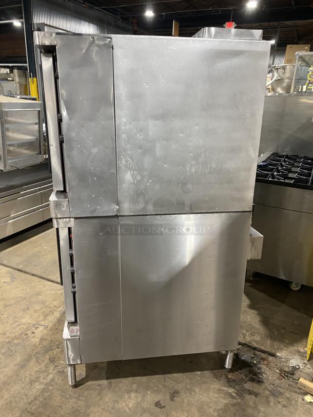Blodgett Mark-V Series stainless steel electric double convection oven with thermostat, wired rack, on legs, fair condition.