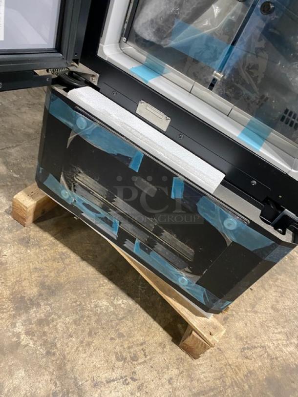 Vendo Lumilinna Series ICESC40BXIWU black undercounter slush refrigerator with split doors, new condition, scratch-n-dent.