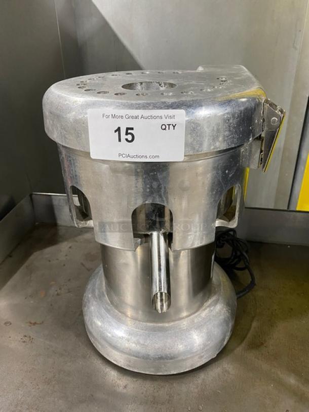 L&J Commercial Stainless Steel Electric Juice Extractor, Model WF-A2000, 110V, countertop design, auction tag "15" visible.