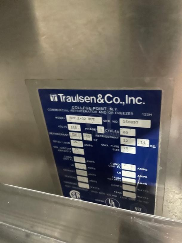 Traulsen RDT1-32WUT tag, detailing model, serial number 158897, 115V 1 phase, commercial refrigerator/freezer combo.