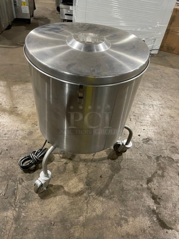 Delfield Salad Ace Series stainless steel 20-gal. vegetable dryer, model SALD1. Electric-powered, on casters, excellent condition.