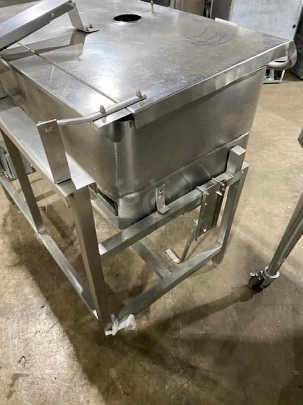 Groen NHFPE4 stainless steel 40-gal tilt skillet, natural gas, with single spout faucet, on legs, excellent condition.
