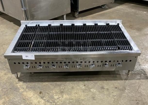 Vulcan VCCB47-1 countertop char broiler with cast iron grates, stainless steel, natural gas, on legs, excellent condition.