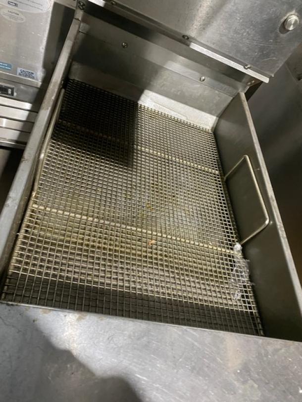 Pitco Solstice SELVBNB Fryer with stainless steel bread & batter cabinet, BNB dump station, and heat lamp. In good condition.