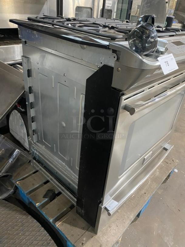 Frigidaire Professional Series stainless steel gas 4-burner range/oven with warming drawer, model FPGS3085KFH.