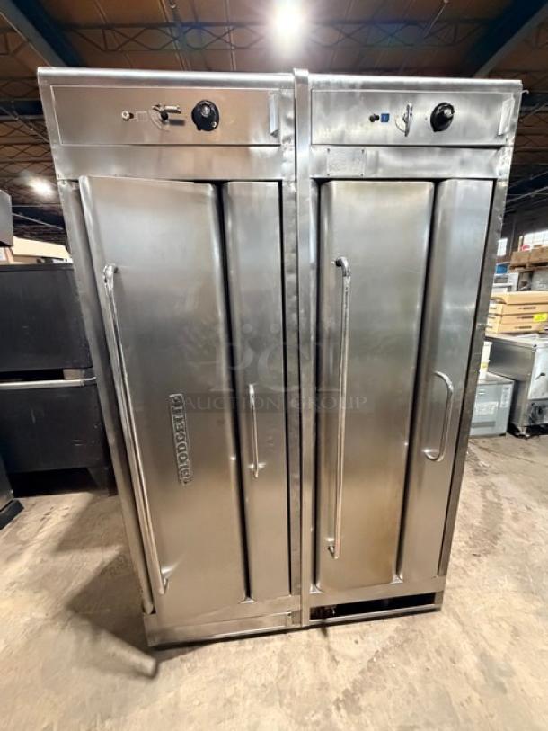 Blodgett 1060 double stacked stainless steel pizza ovens, natural gas, with legs. Marked with Blodgett logo. Serial: 0486T6838101.
