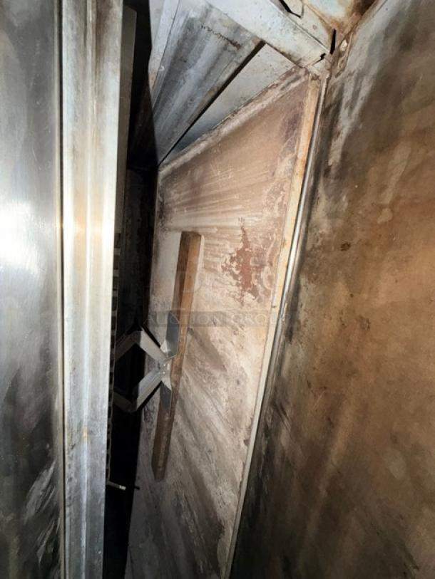 Blodgett Model 1060 commercial pizza deck oven interior, stainless steel, used condition, natural gas powered, serial 0486T6838101.