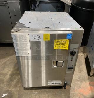 NEW Cleveland Range SteamChef 22CET6, 6-pan broilerless convection steamer, stainless steel, Energy Star certified, scratch-n-dent condition, built-in pan rack, 208V 3 Phase.