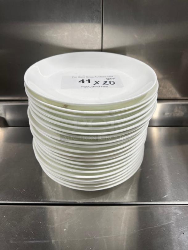 Fortessa commercial white round plates, stack of 20, excellent condition, auction label showing "41 X 20".