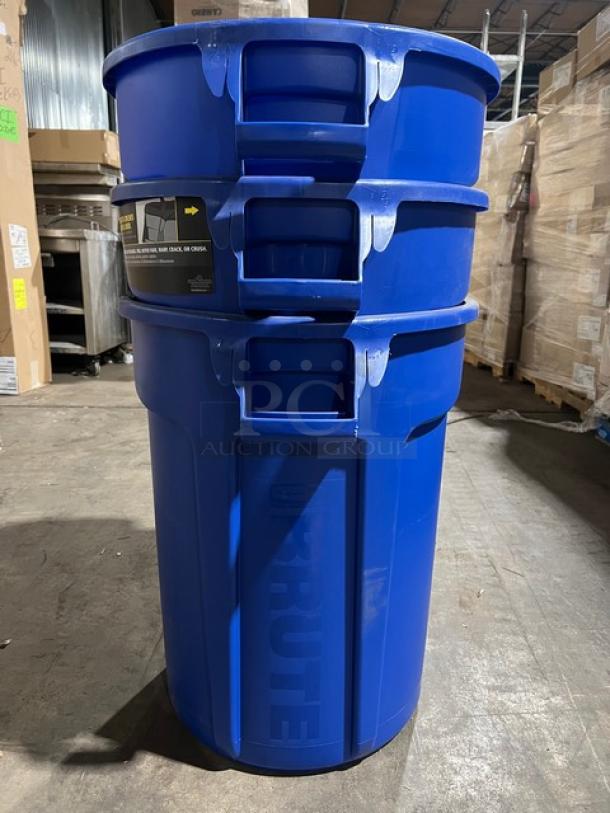 NEW Rubbermaid Brute Series blue 32-gal. commercial round trash can; stackable, durable plastic, brand marked.