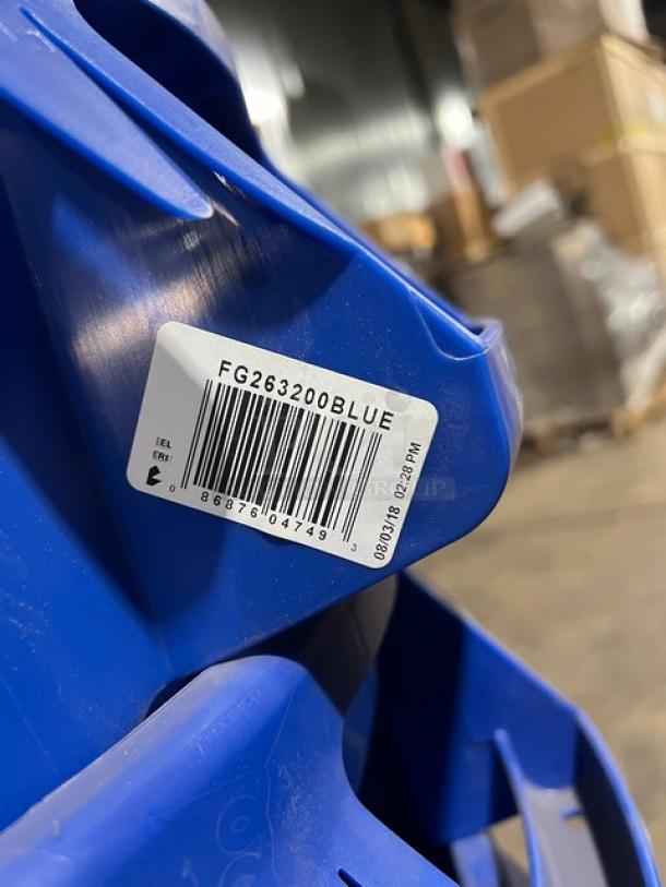 Rubbermaid Brute Series 32 Gal. Blue Trash Can, new condition. Barcode tag shows model FG263200BLUE.