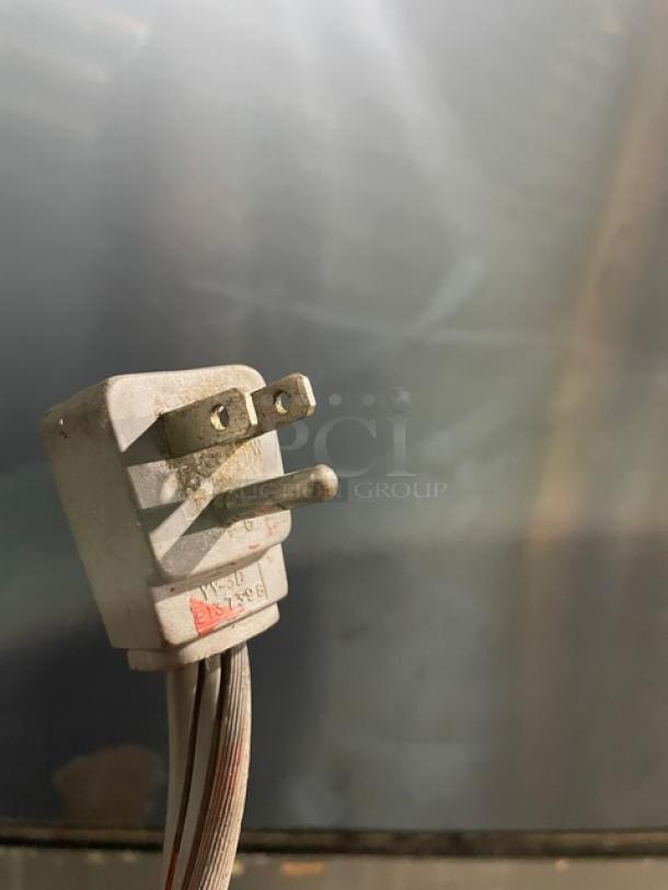 Hoshizaki IM500SAA stainless steel ice machine plug, 115V, air-cooled, slight wear visible, essential for commercial use.