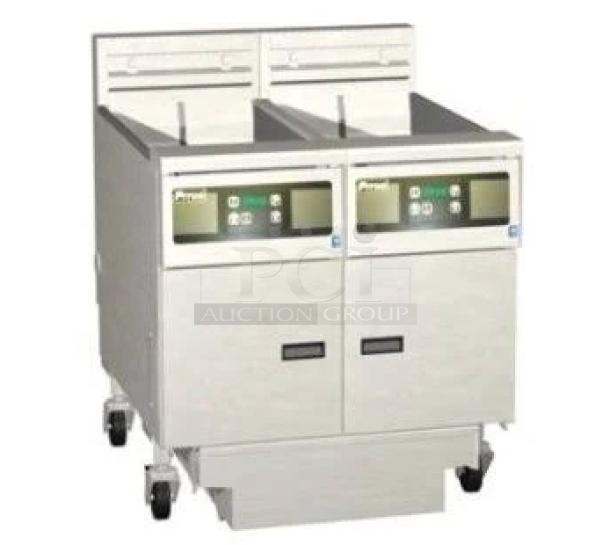 BRAND NEW Pitco Solstice SE18S commercial double bay deep fryer, stainless steel, digital control, with backsplash.