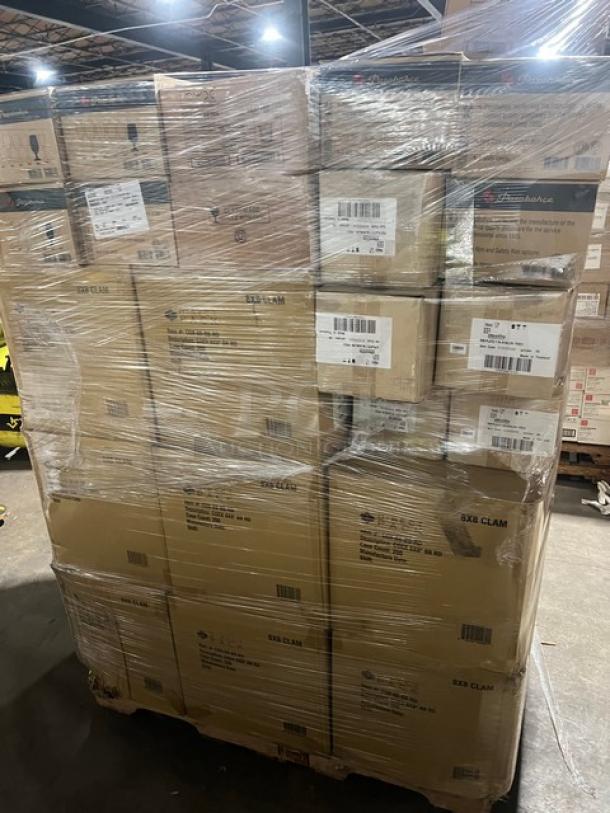 Mixed pallet with sealed boxes labeled for Direct Pack BOTTLEBOX containers, Pasabahce beer glasses, and Steelite plates.