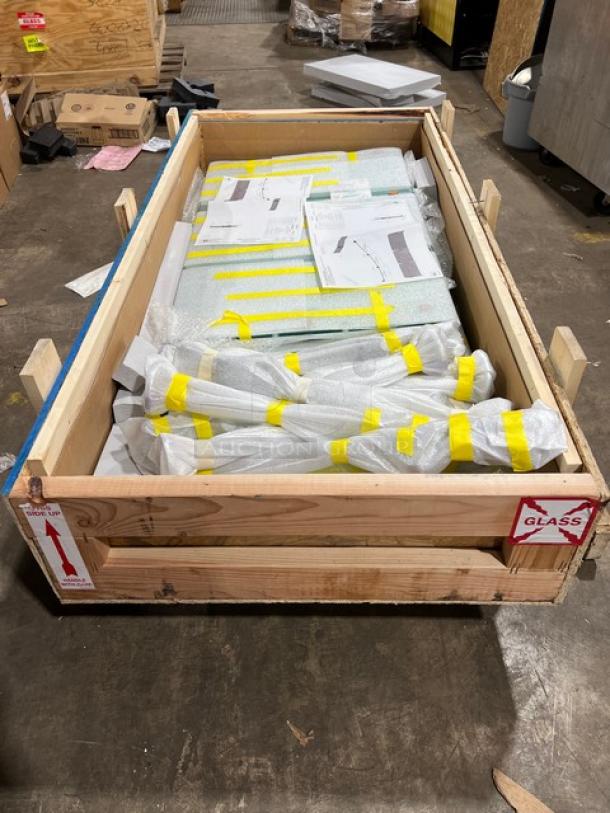 BRAND NEW BSI ZGuard Series ZG9500-4 commercial tempered glass food shield in packaging, with labels indicating "Fragile Glass."