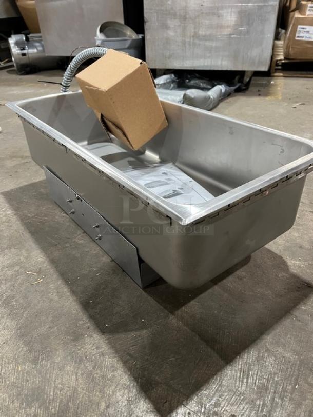 Brand new Wells 5P-SS276TDU stainless steel electric drop-in hot food well, 12"x27" with thermostatic control.