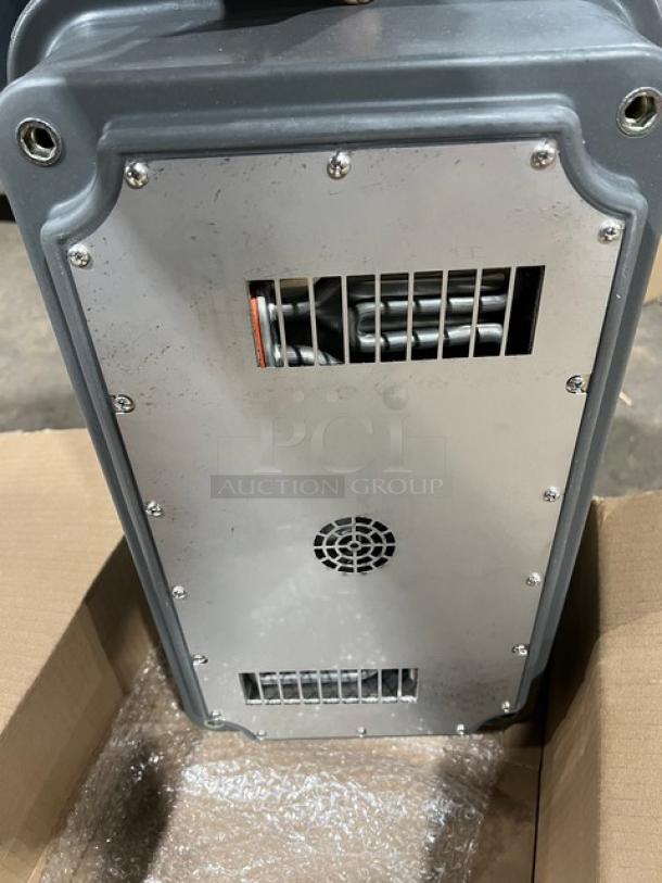 Cambro Pro Cart Ultra PCMHX615, brand new, charcoal gray, electric hot module, adjustable temperature, 115V, SN: B23-4090/B23-4077.