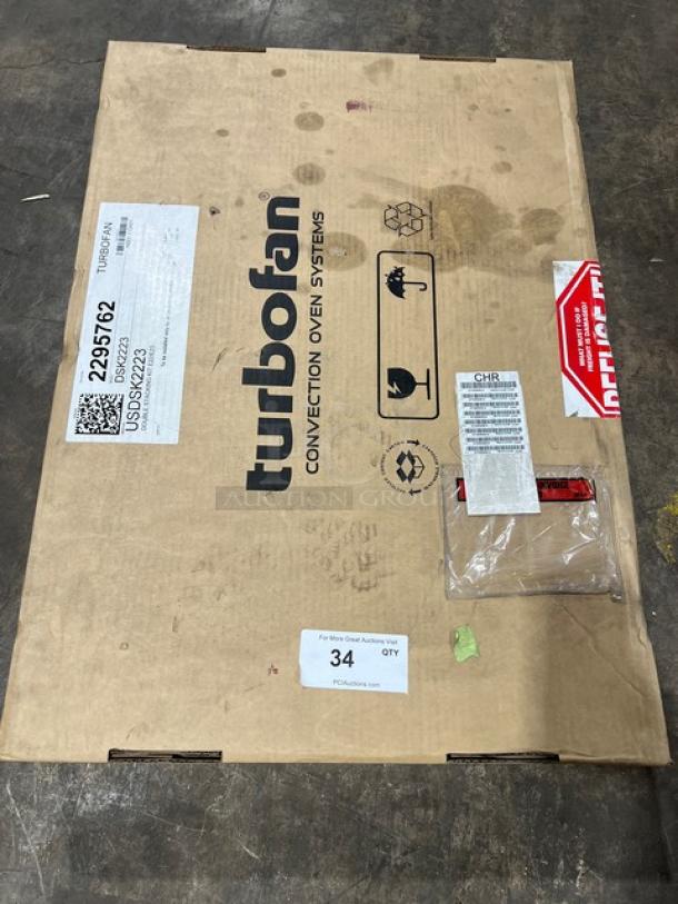 Brand new Moffat Turbofan stainless steel E22/E23 stacking kit in original packaging. Model: DSK2223, SN: 2295762.