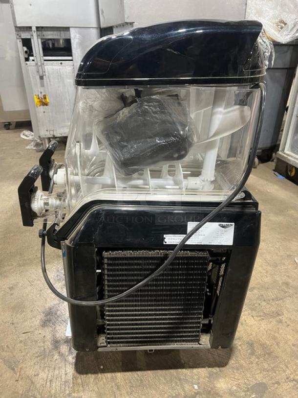 NEW Vollrath Stoelting CBE127 Countertop Dual 3.2 Gal. Icee Slush Dispenser, black, clear hoppers, 115V, SN: I053-378109-302.