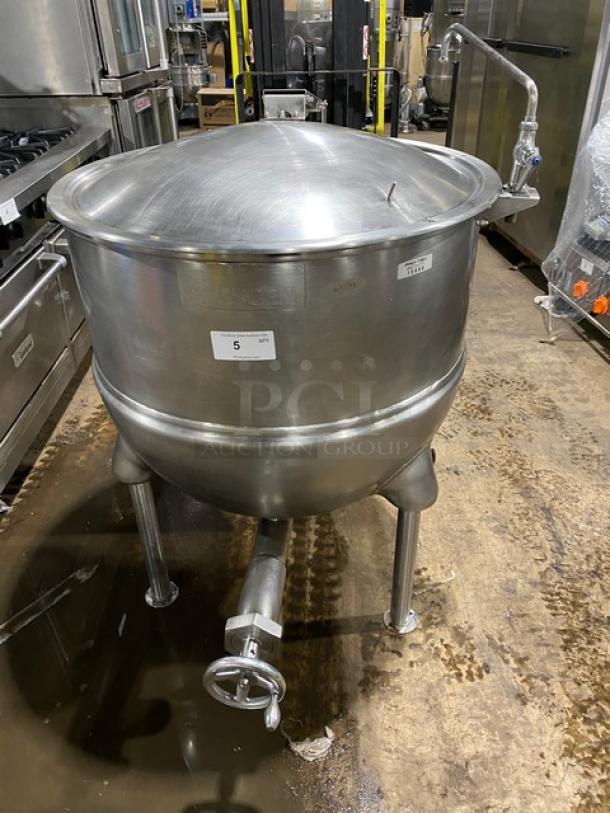 Groen stainless steel steam kettle, model FT80, 80-gallon capacity, natural gas powered, on legs, serial number 72285.