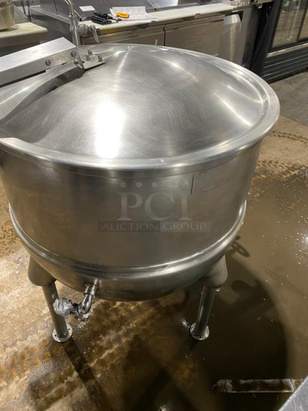Groen FT80 stainless steel 80-gal steam kettle with legs, natural gas-powered, commercial use, good condition.