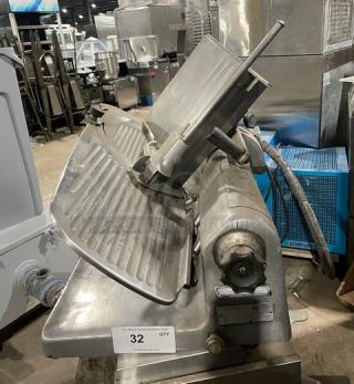 Hobart Commercial Electric Powered Countertop Deli Meat Slicer! Model: 1612E SN: 561-000-096! 115V 1 Phase! - Item #1227373