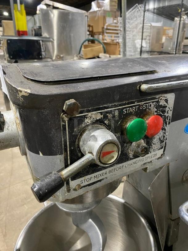 General GEM130 electric 30 Qt. planetary mixer, visible wear, with stainless bowl guard, mixing bowl, and spiral dough hook.