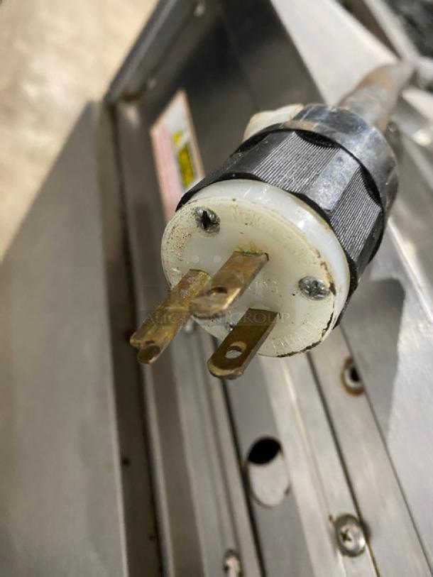 Henny Penny HC900 electric holding cabinet plug, highlighting the power connection component.
