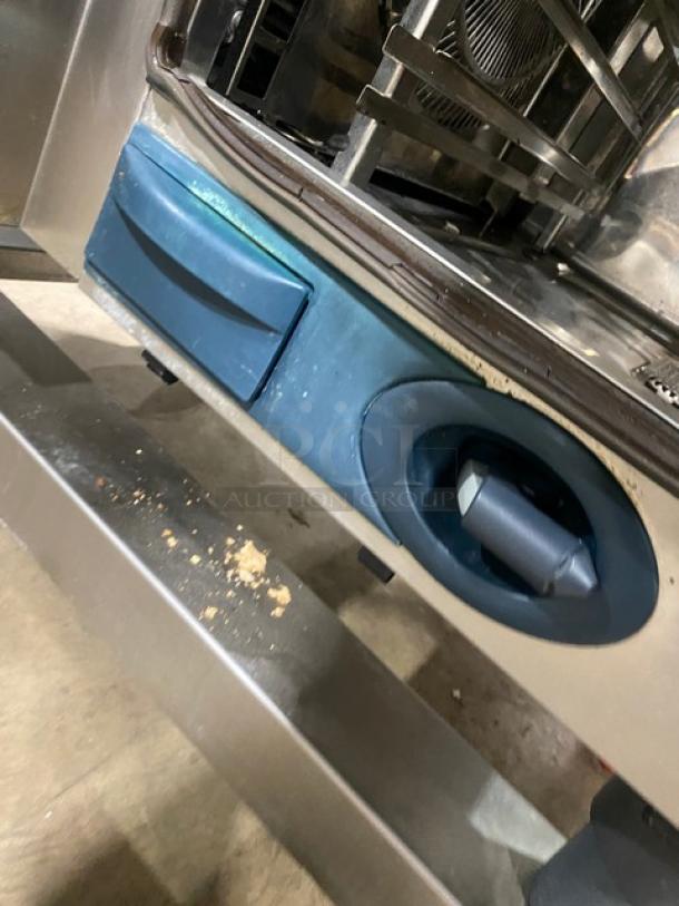 Rational Self Cooking Center Combi Oven, 5Senses Series, stainless steel, natural gas, Energy Star, built-in pan slides, dolly.