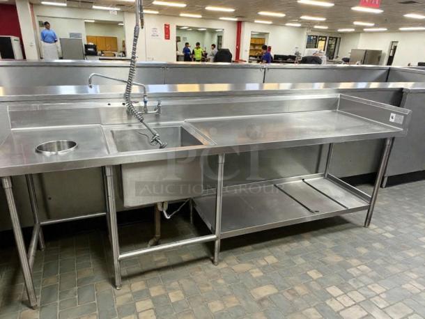 ICM commercial stainless steel prep sink table, immaculate condition, integrated sink, fully tested and working.