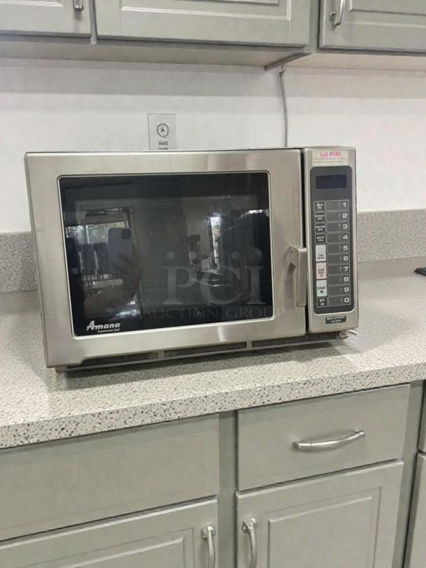 Amana Commercial microwave oven, model RMS18TS, in outstanding condition, silver finish, digital keypad, 120V, fully tested.