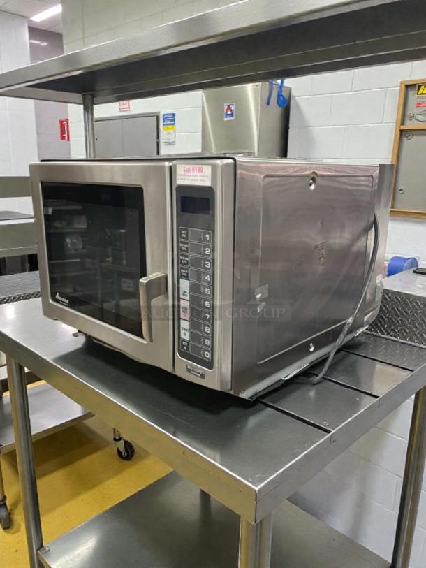 Amana RMS18TS commercial microwave oven, silver, keypad controls, excellent condition, tested working, 120V single phase.