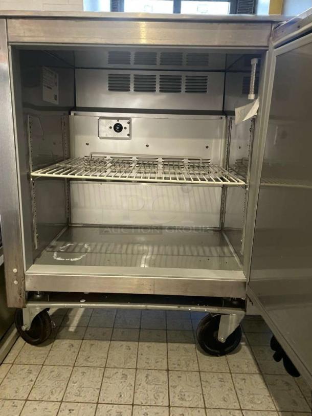 Immaculate Beverage-Air UCR27A commercial undercounter refrigerator, 115V, single phase, fully tested and working.