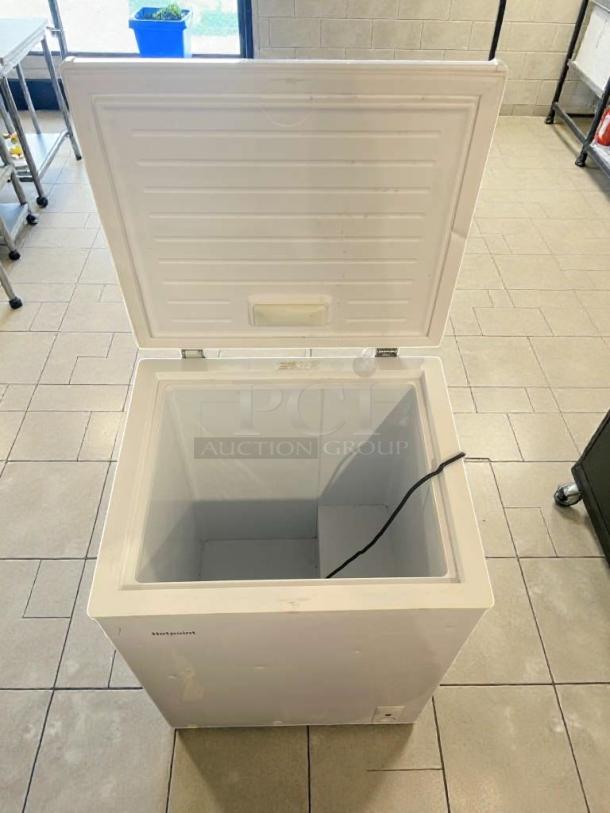 Hotpoint Chest Freezer, Model HCM5QWBWW, 115V/60Hz, immaculate condition, fully tested, open lid shown, white exterior.