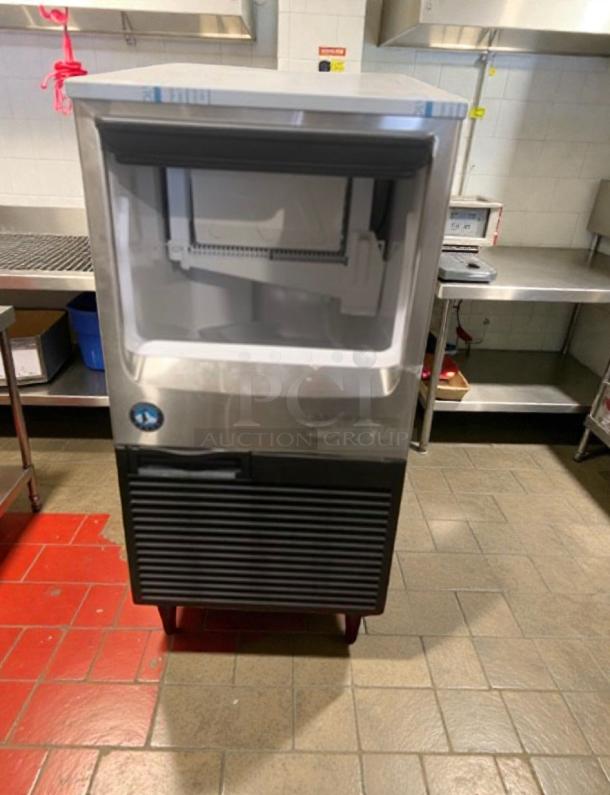 Hoshizaki KM-515BAJ commercial ice maker, 115V, single phase, tested and working, stainless steel exterior, excellent condition.