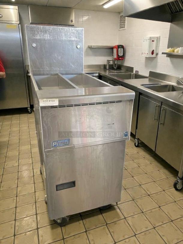 Pitco SG14T commercial gas fryer in like-new condition, natural gas, fully tested, stainless steel, model SG14T, Lot #169.