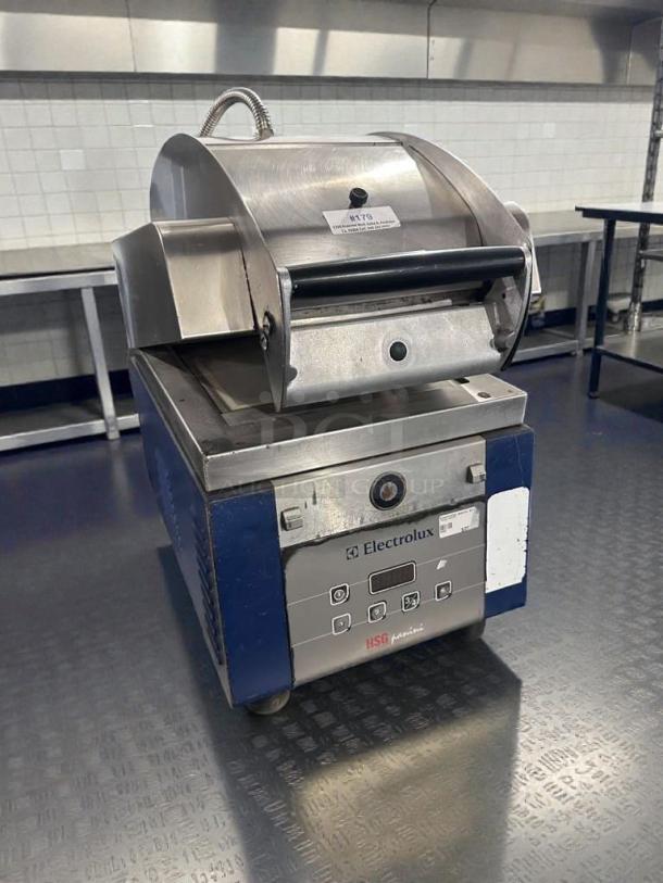 Electrolux HSG Panini Grill, Blue Series, immaculate condition, 208V, single phase, fully tested, model ELX-L-HSG-0125.
