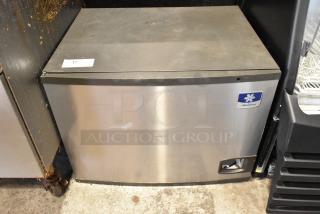 Manitowoc IY0606W-261D stainless steel commercial ice head, 208-230V, 1 phase. Visible label. Good condition.