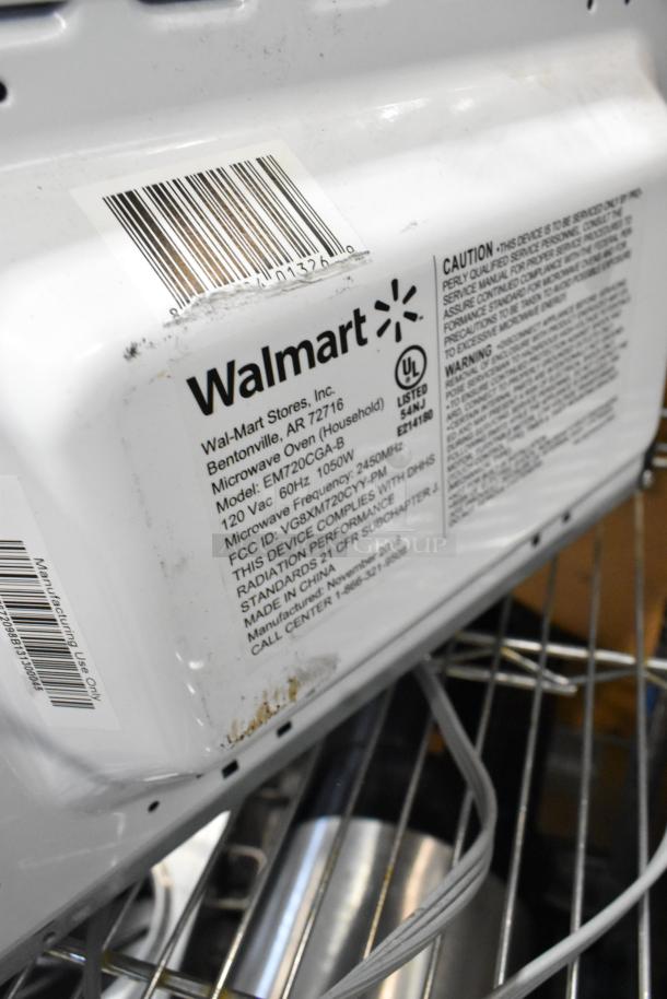 Farberware EM720CGA-B Microwave Oven label showing model, 120V, UL certification, and Walmart branding.