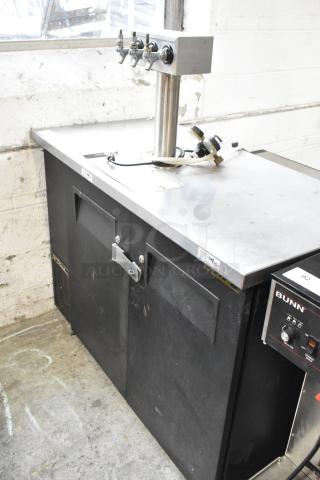 True TDB-24-48 Metal Commercial Direct Draw Kegerator w/ 3 Tap Beer Tower. 115 Volts, 1 Phase. - Item #1227562