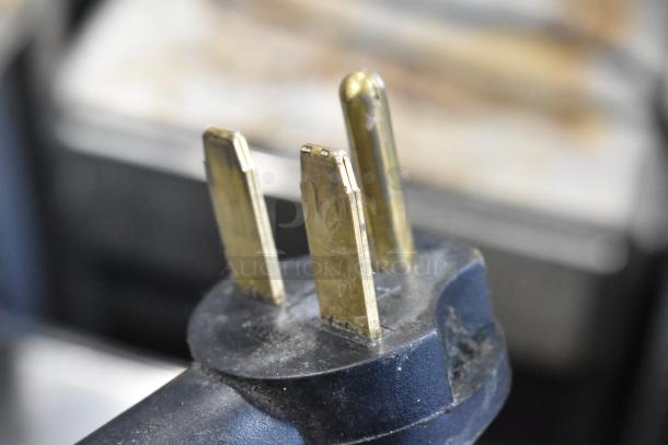 Close-up of a three-prong power plug for the 2018 Turbochef Encore 2 Rapid Cook Oven. Electric-powered, 208/240 Volts.