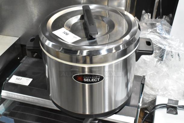 Brand new 2024 Emperor's Select 478ESC100SS 100 cup insulated rice container. Stainless steel finish, minor scratches.