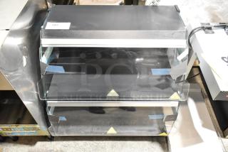 BRAND NEW SCRATCH AND DENT! Avantco OAM2A 26